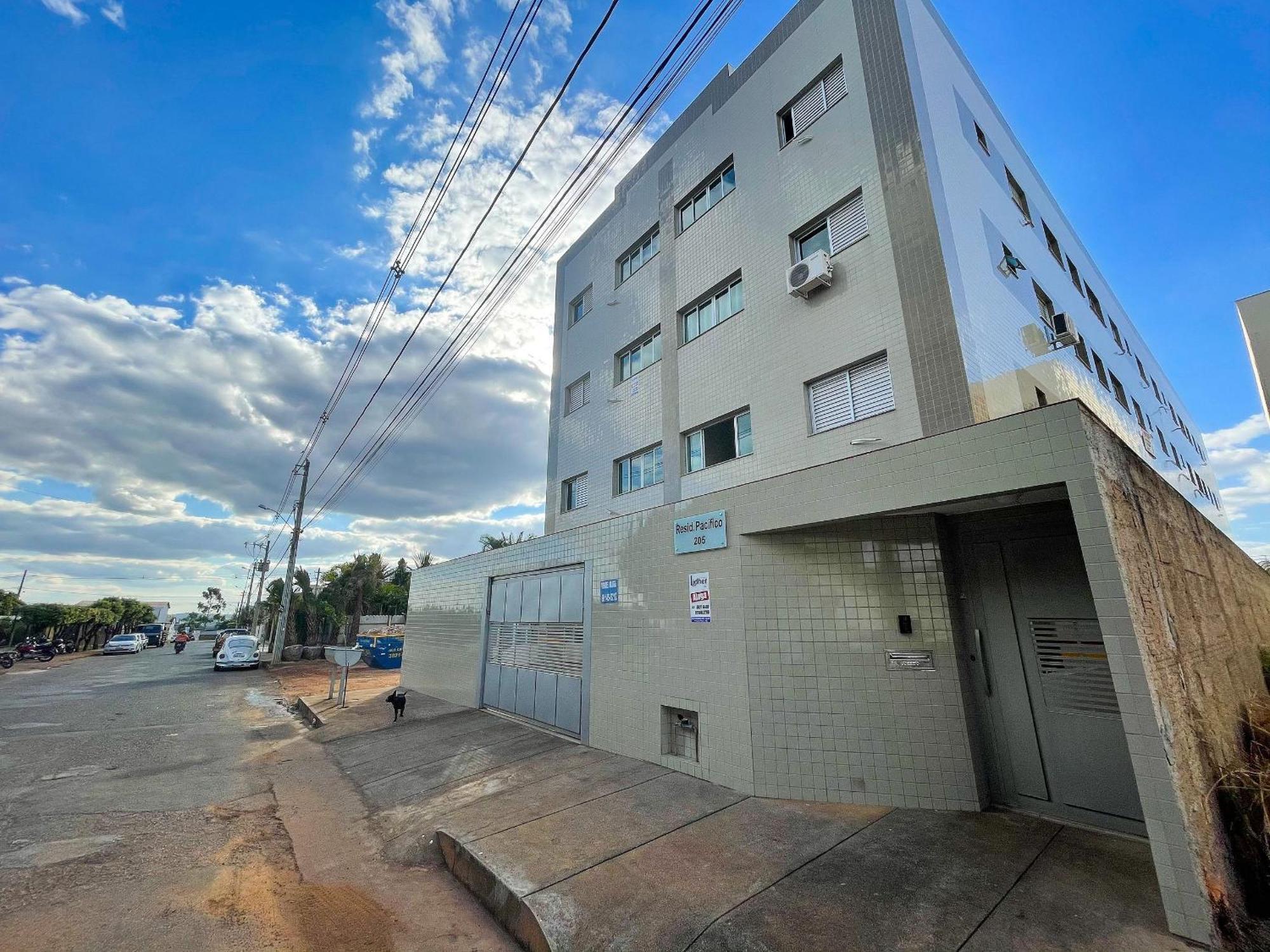 202- Apartamento De 2 Quartos Para Ate 5 Hospedes 파투스 지 미나스 외부 사진